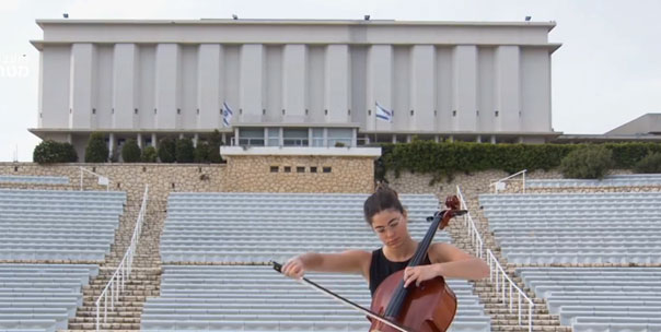 Cellist