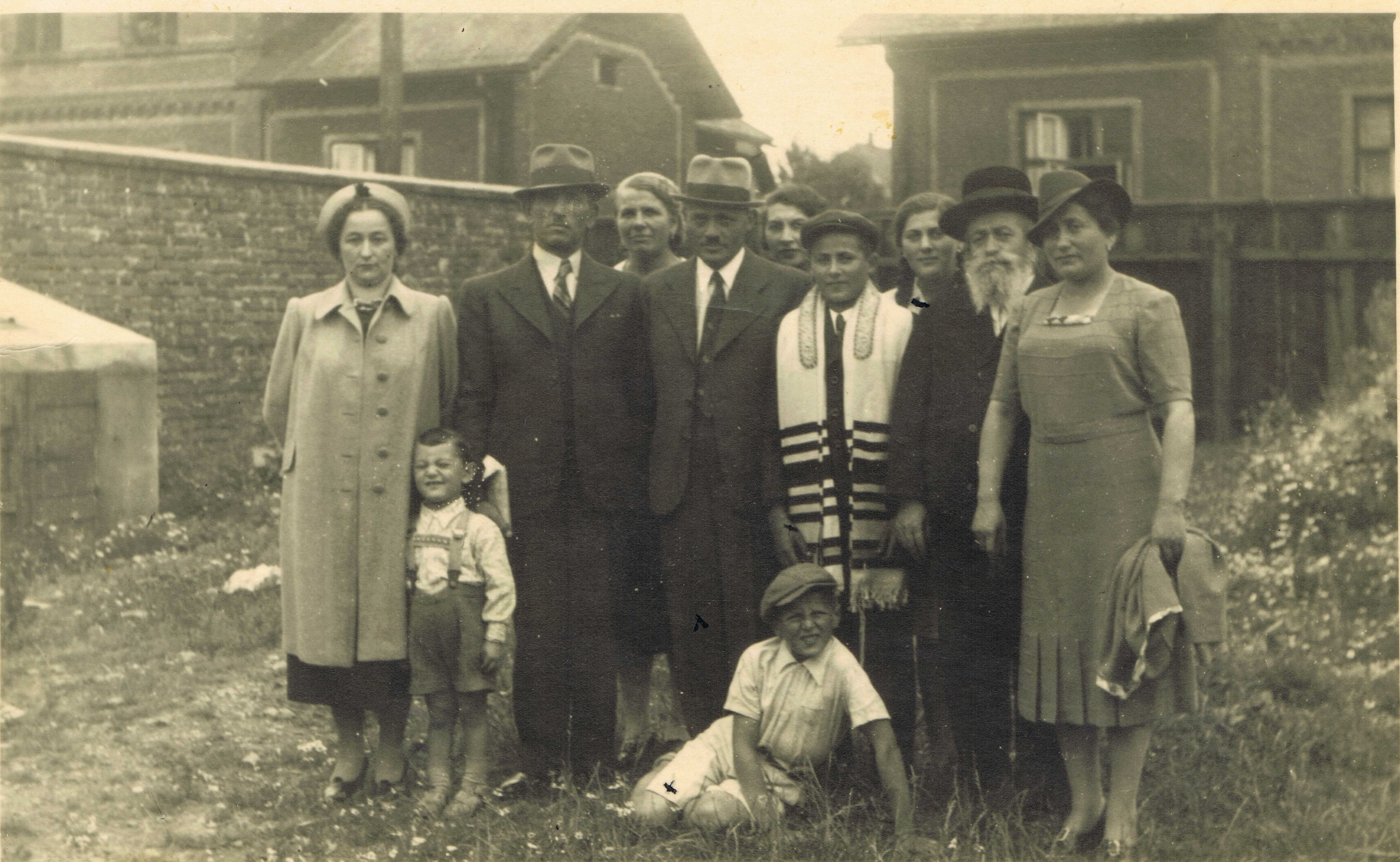 William's father among his family on the day of his bar mitzvah