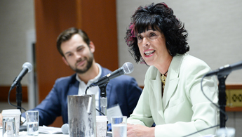 AlternativeWinterBreak_JNF_345_195