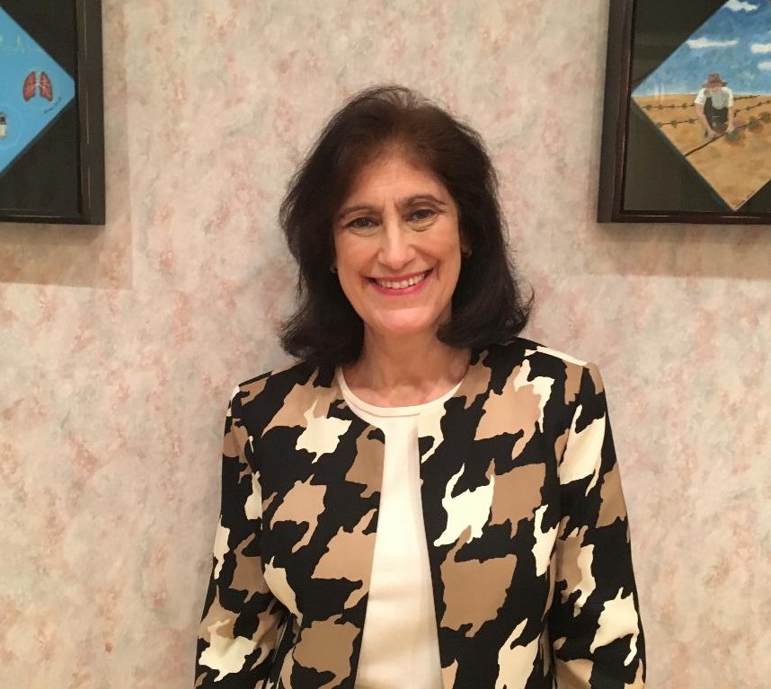 Diane Reich with 2 paintings (2)