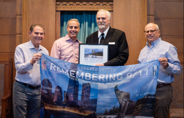 Caption: (L-R) Chet Sten (JNF-USA President of Mid-Atlantic Board), Rabbi Michael Safra (B’nai Israel Senior Rabbi and JNF-USA Rabbi for Israel), Richard Conway (Security Guard), and Larry Fishbein (JNF-USA Greater Washington Board Member)