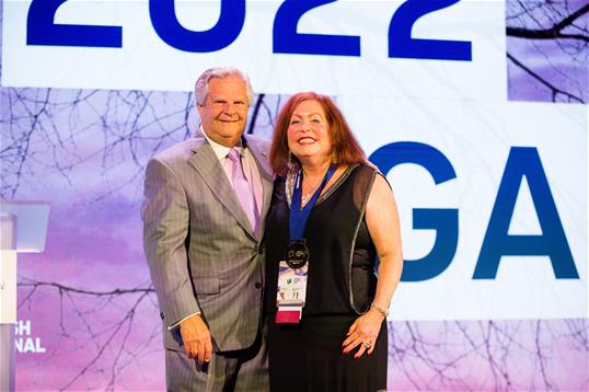 Jewish National Fund-USA’s President, Dr. Sol Lizerbram and President’s Award recipient, Alyse Golden Berkley (Photo credit: Hannah Rose Osofsky)